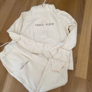 oversized Venus Hoodie set